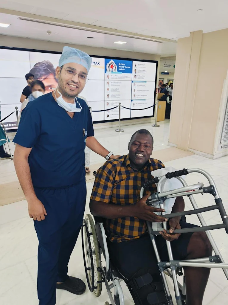 BEST ORTHOPEDIC SURGEON IN DELHI- DR SHIV CHOUKSEY